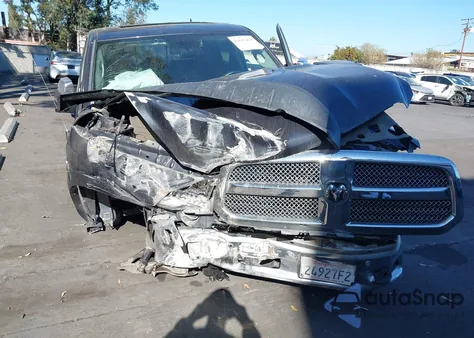 2017 Ram 1500 Longhorn 4X4 6'4 Box z USA, uszkodzony, nr VIN 1C6RR7WT8HS532109